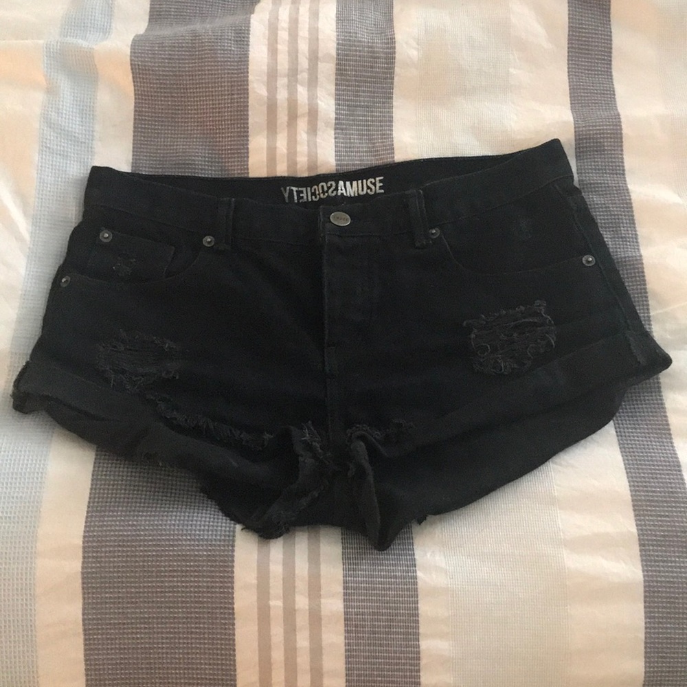 Amuse society shorts